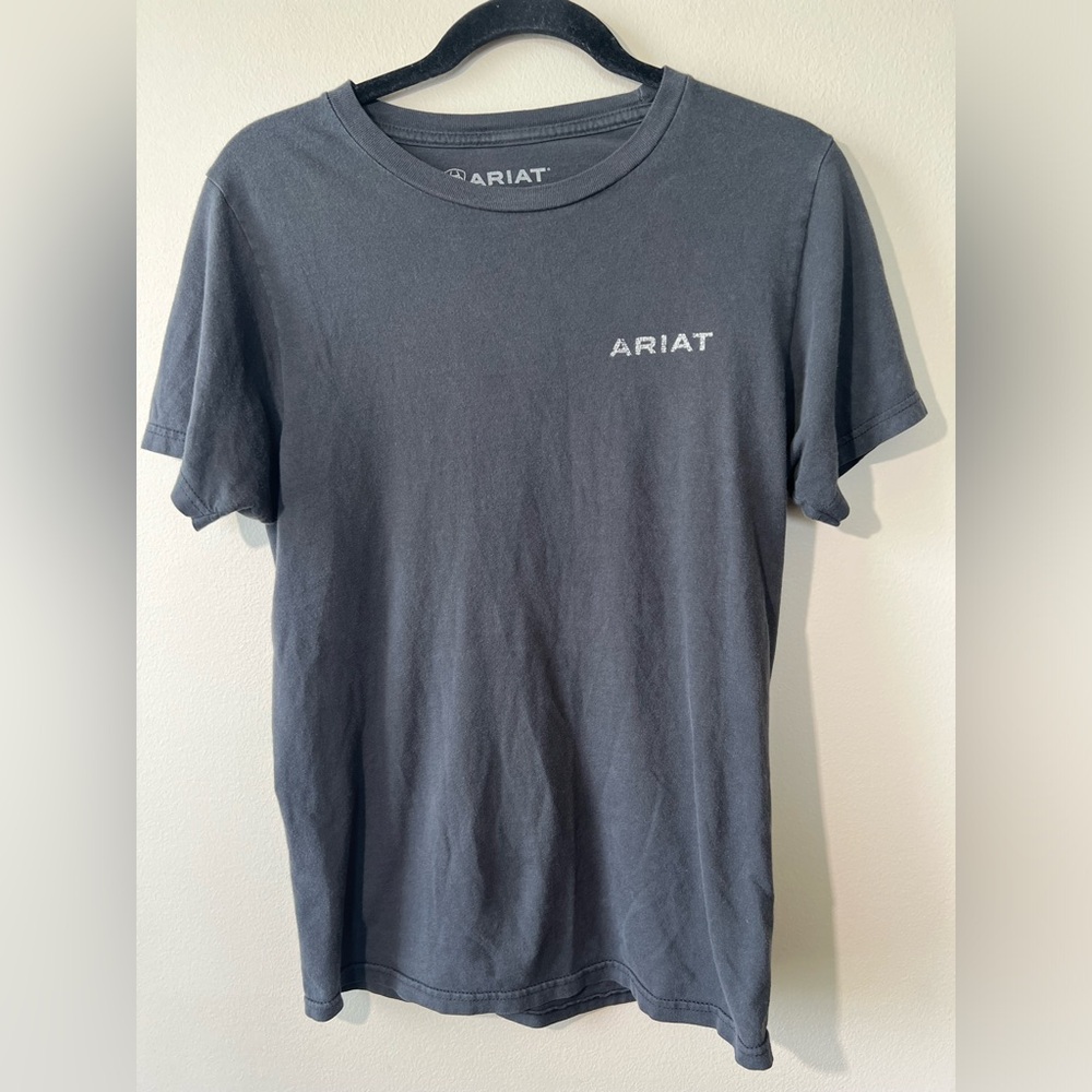 Ariat Short Sleeve Logo Tee in Charcoal Gray
